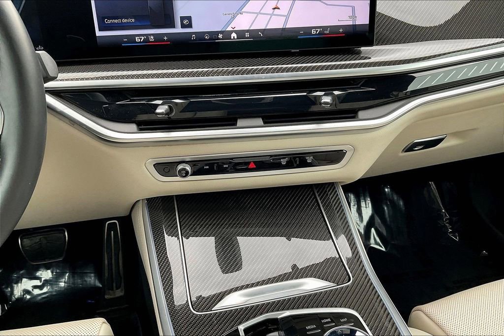 Used 2025 BMW X5 M60i image 9
