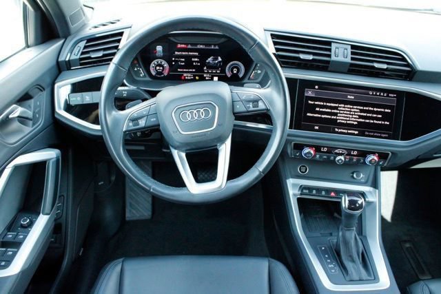 Used 2024 Audi Q3 2.0T Premium Plus AWD/4WD image 19