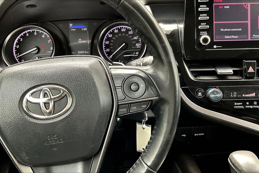 Used 2024 Toyota Camry SE FWD image 13