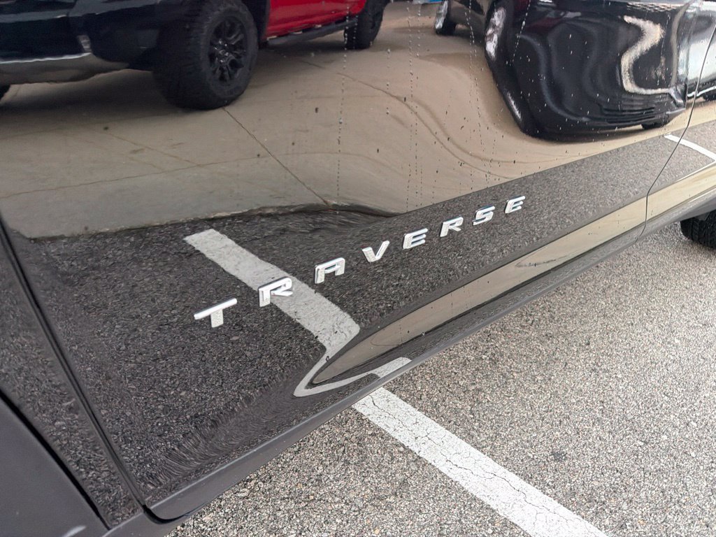 Used 2026 Chevrolet Traverse LT w/ Sun and Wheel Package AWD/4WD image 10