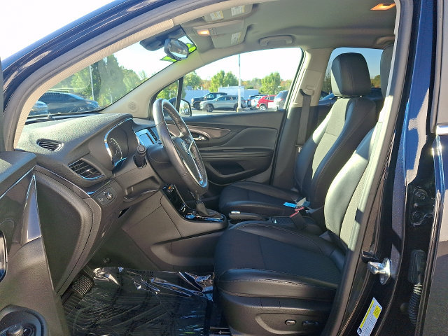 Certified 2022 Buick Encore Preferred w/ Safety Package AWD/4WD image 13