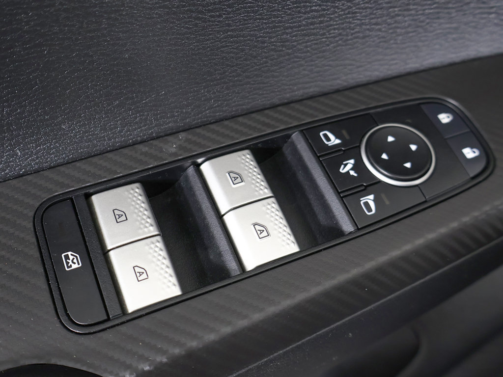 Used 2022 Mitsubishi Outlander SEL AWD/4WD image 41