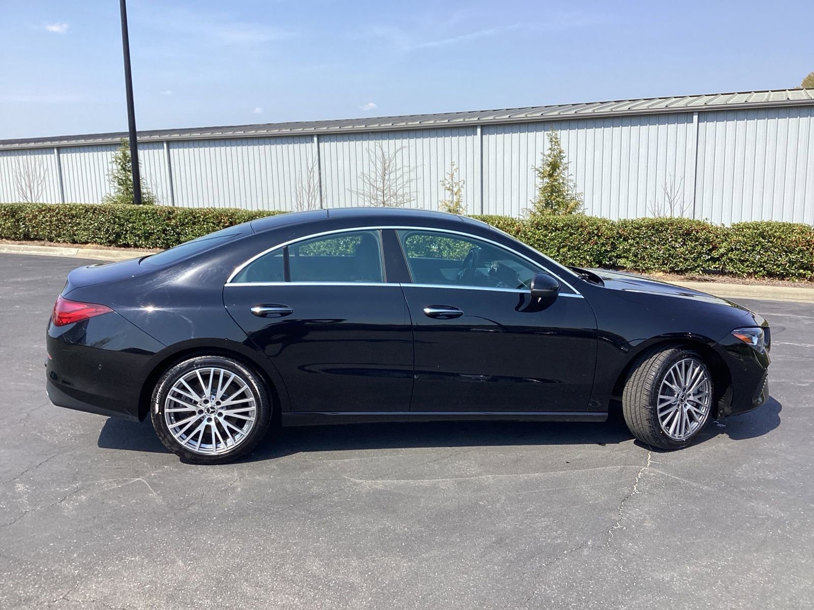 Used 2025 Mercedes-Benz CLA 250 4MATIC image 5