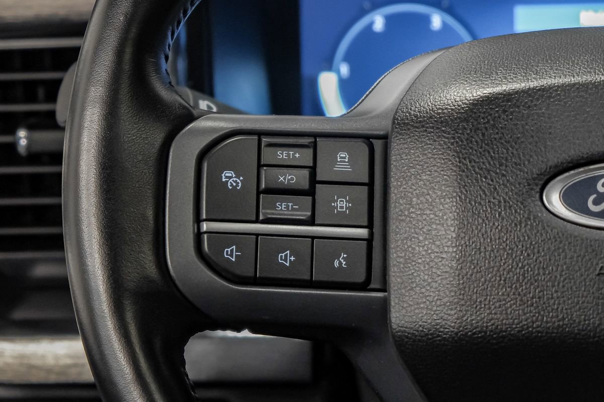 Used 2023 Ford F250 Lariat w/ Lariat Ultimate Package image 17