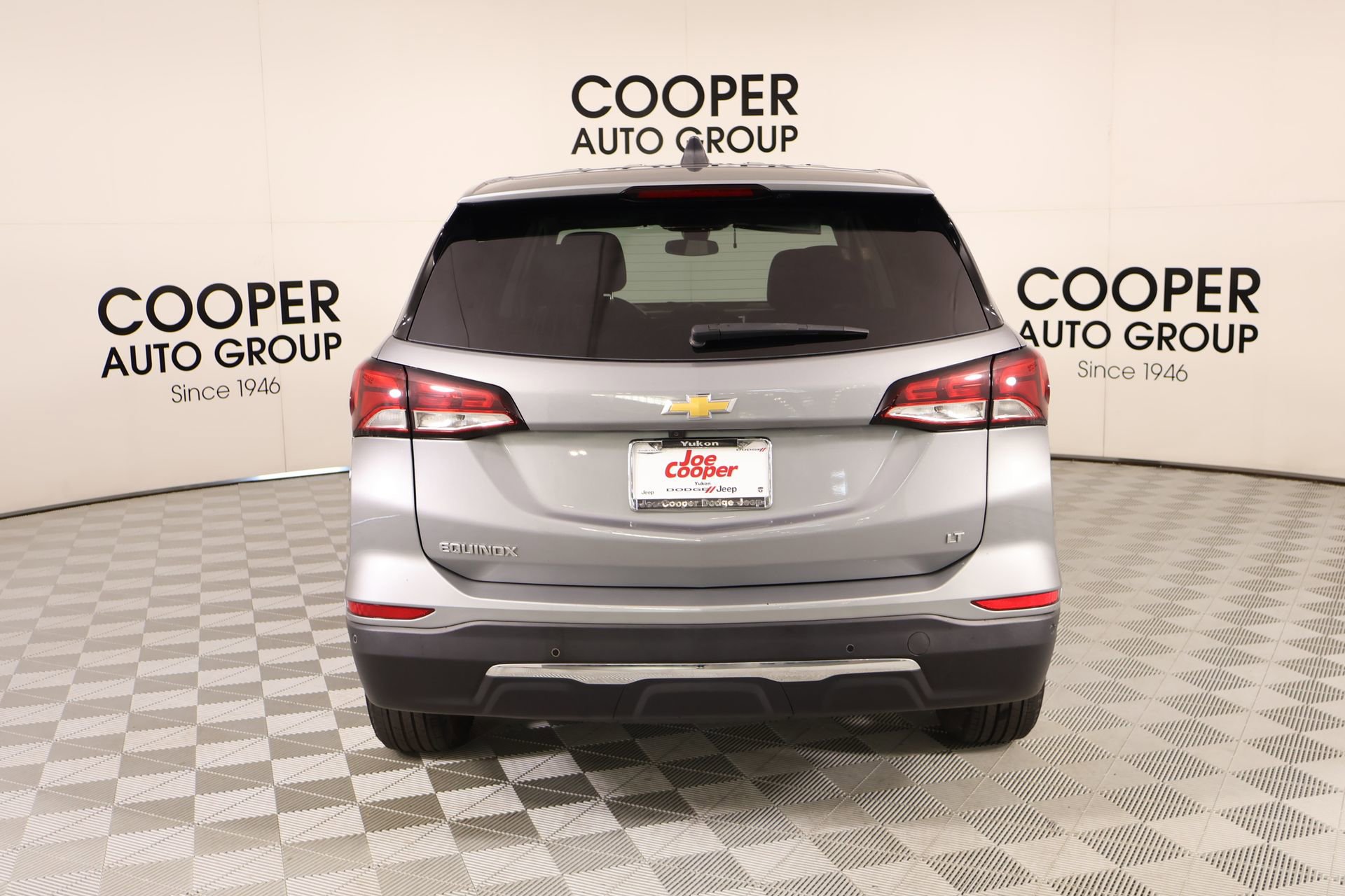 Used 2024 Chevrolet Equinox LT w/ Driver Convenience Package FWD image 21