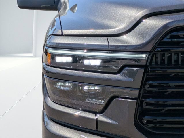 New 2026 RAM 2500 Laramie AWD/4WD image 9