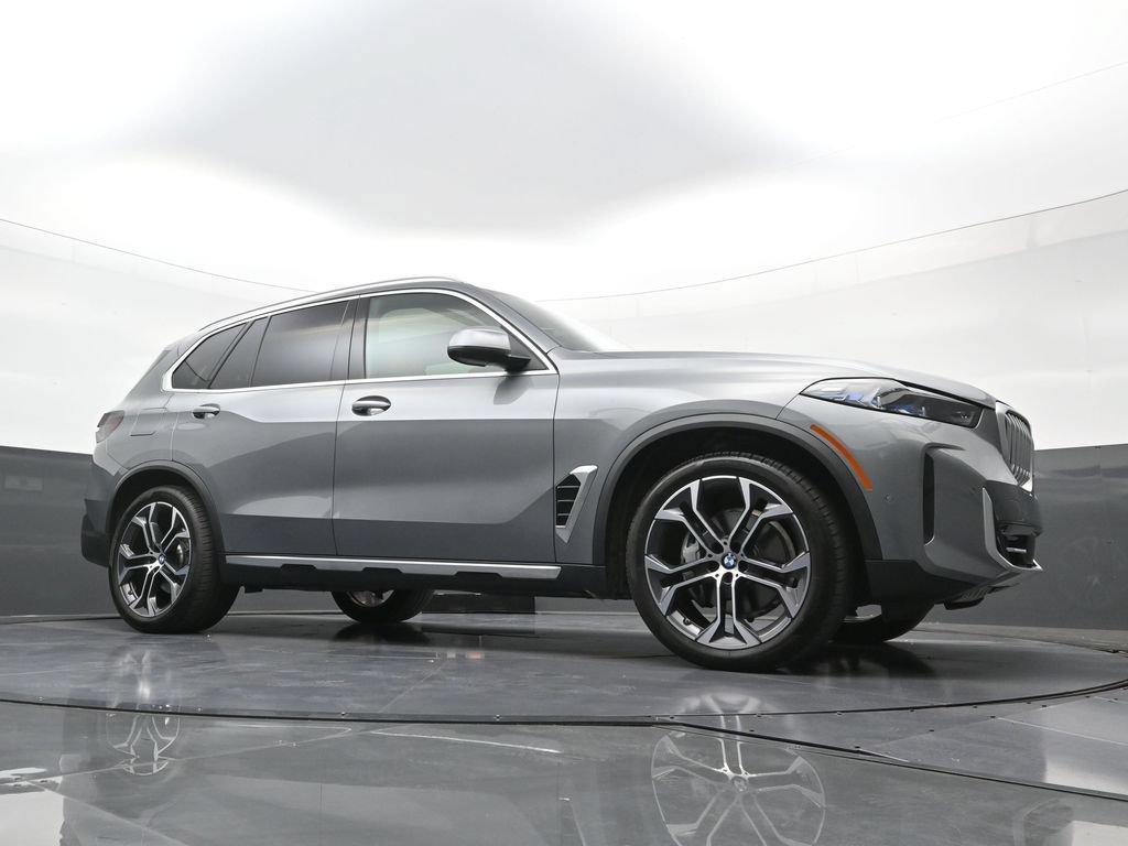 New 2026 BMW X5 xDrive40i AWD/4WD image 22
