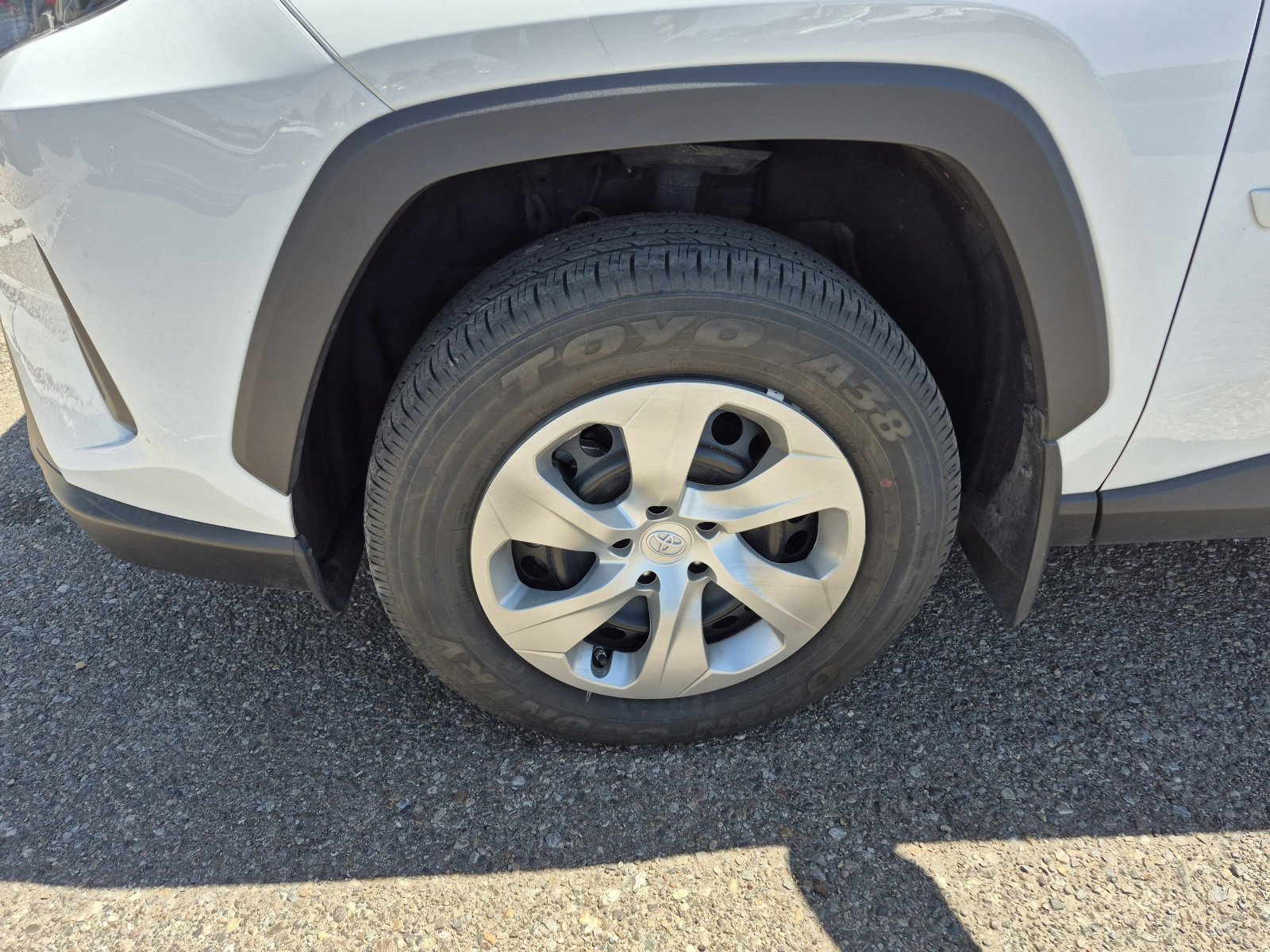 Certified 2023 Toyota RAV4 LE AWD/4WD image 24