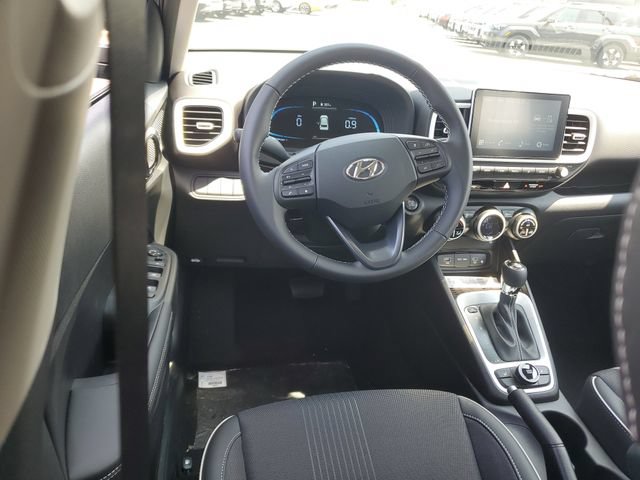 New 2026 Hyundai Venue SEL FWD image 10