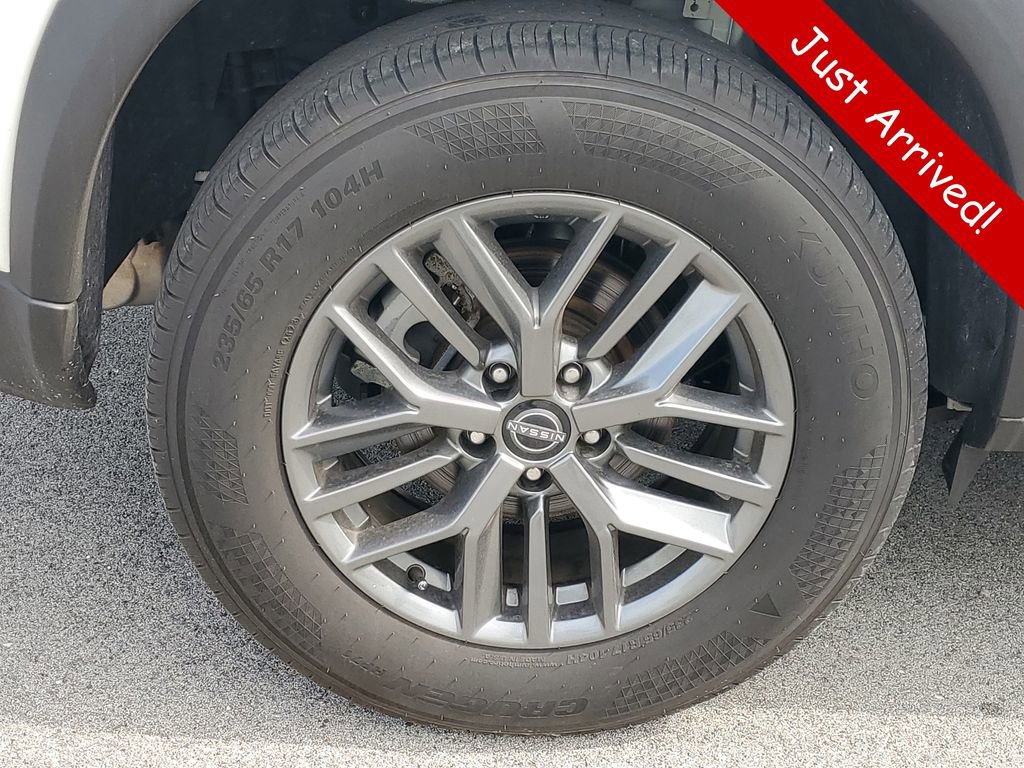 Used 2023 Nissan Rogue S FWD image 5