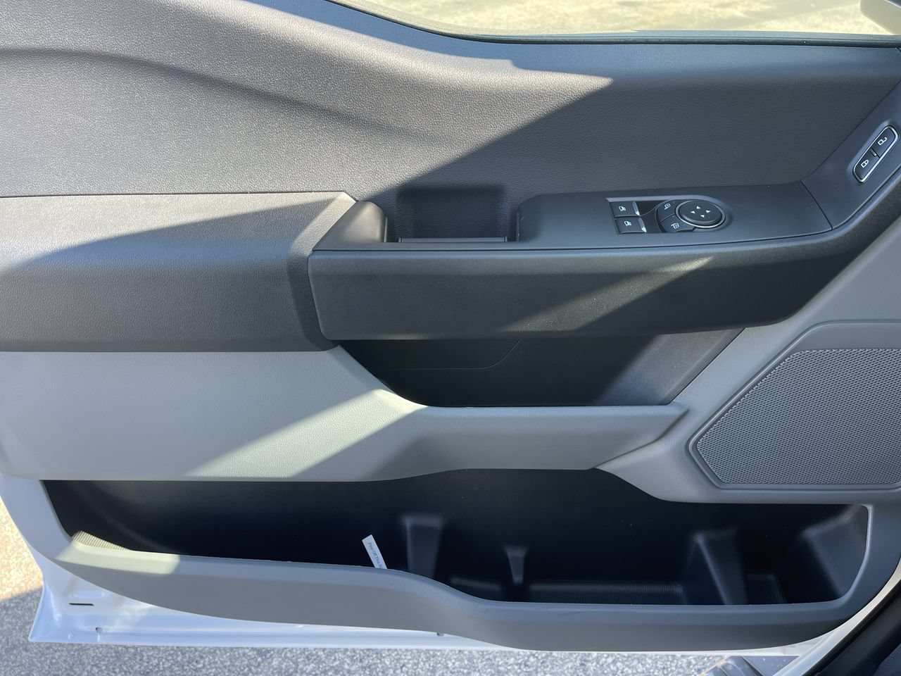New 2026 Ford F550 2WD Regular Cab Super Duty image 19