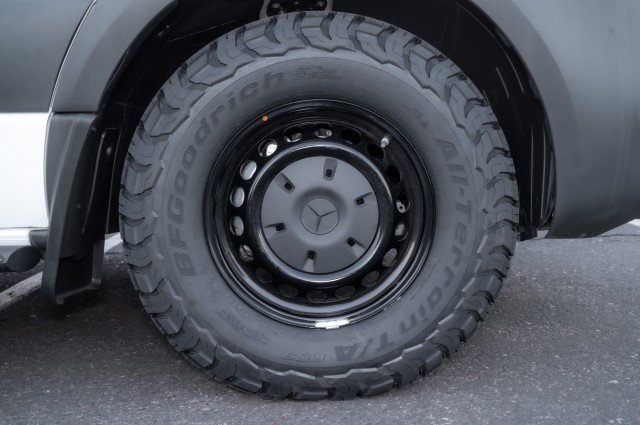 Used 2024 Mercedes-Benz Sprinter 2500 image 10