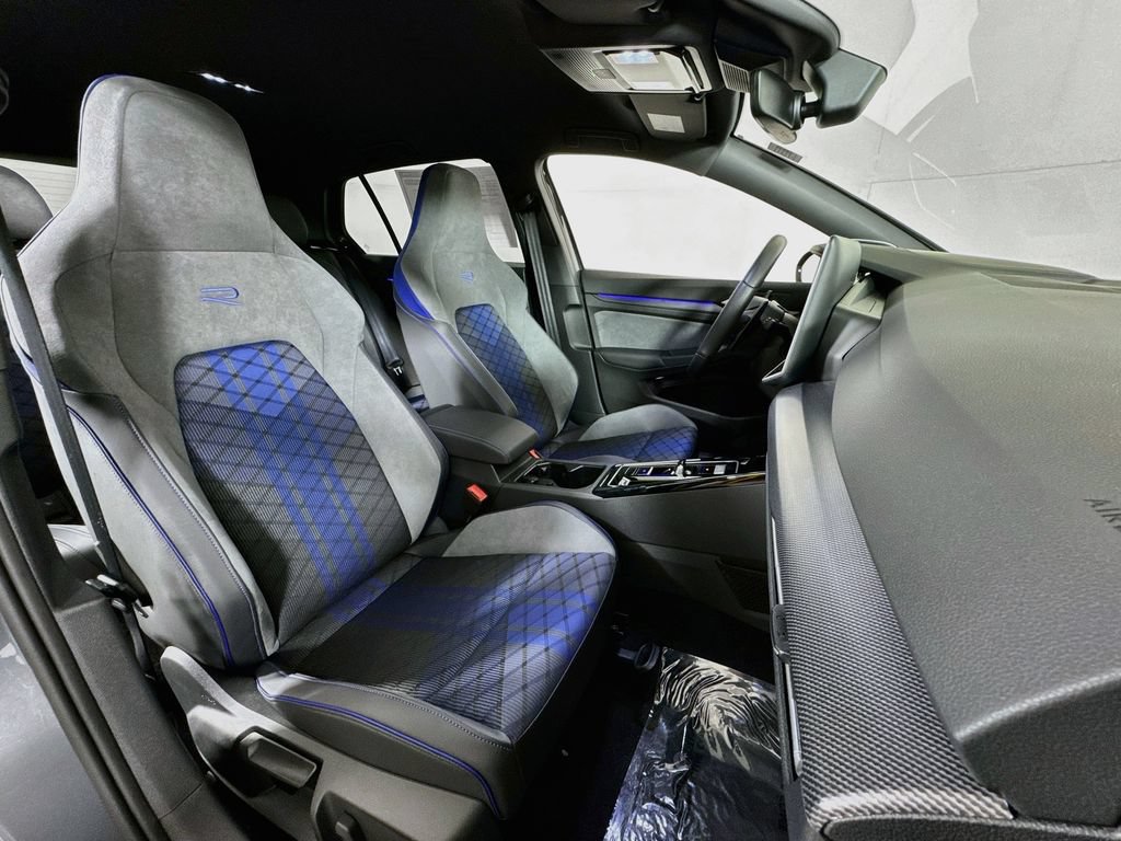 Used 2026 Volkswagen Golf w/ Euro Style Package AWD/4WD image 28