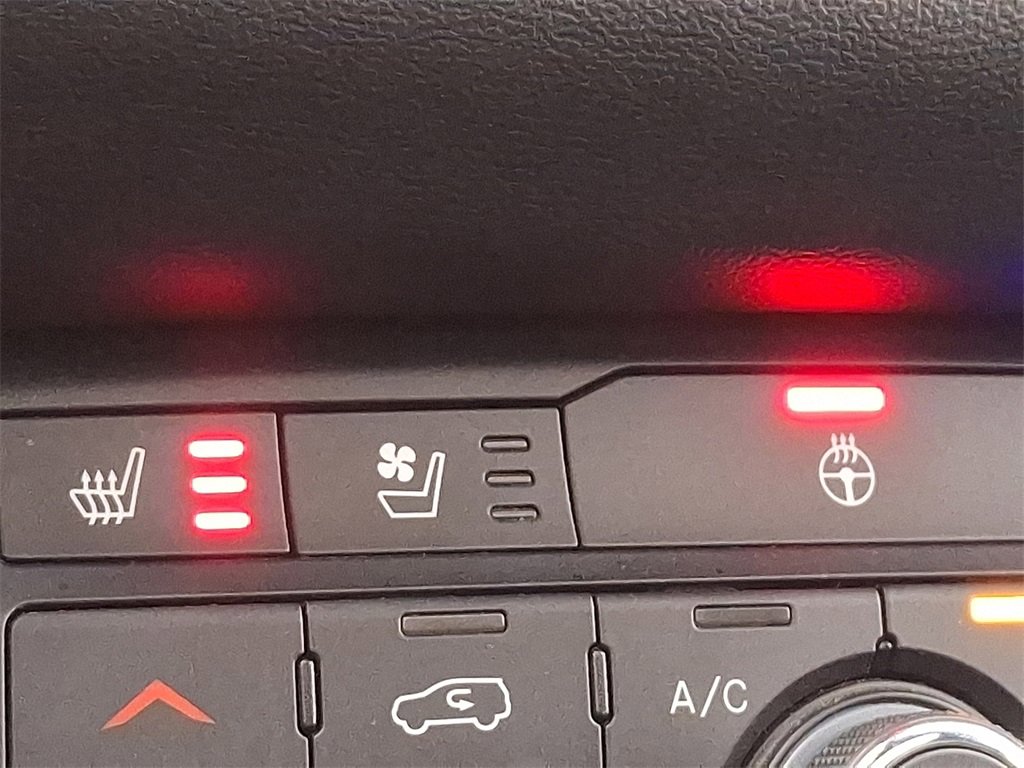 Used 2024 Dodge Durango GT image 25