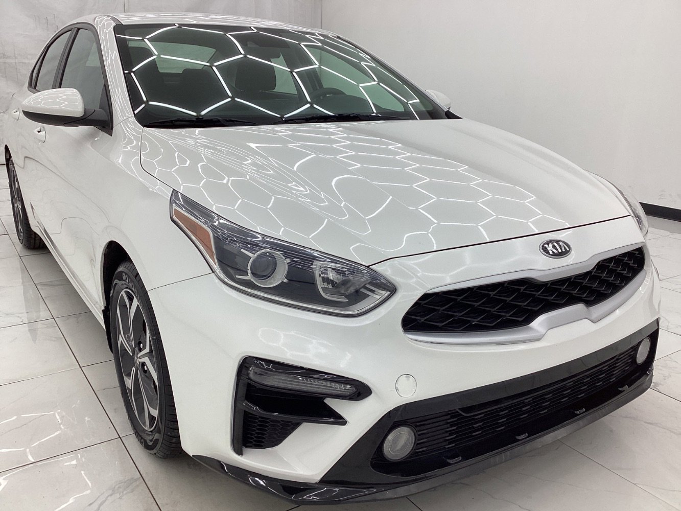 Used 2019 Kia Forte LXS FWD image 3