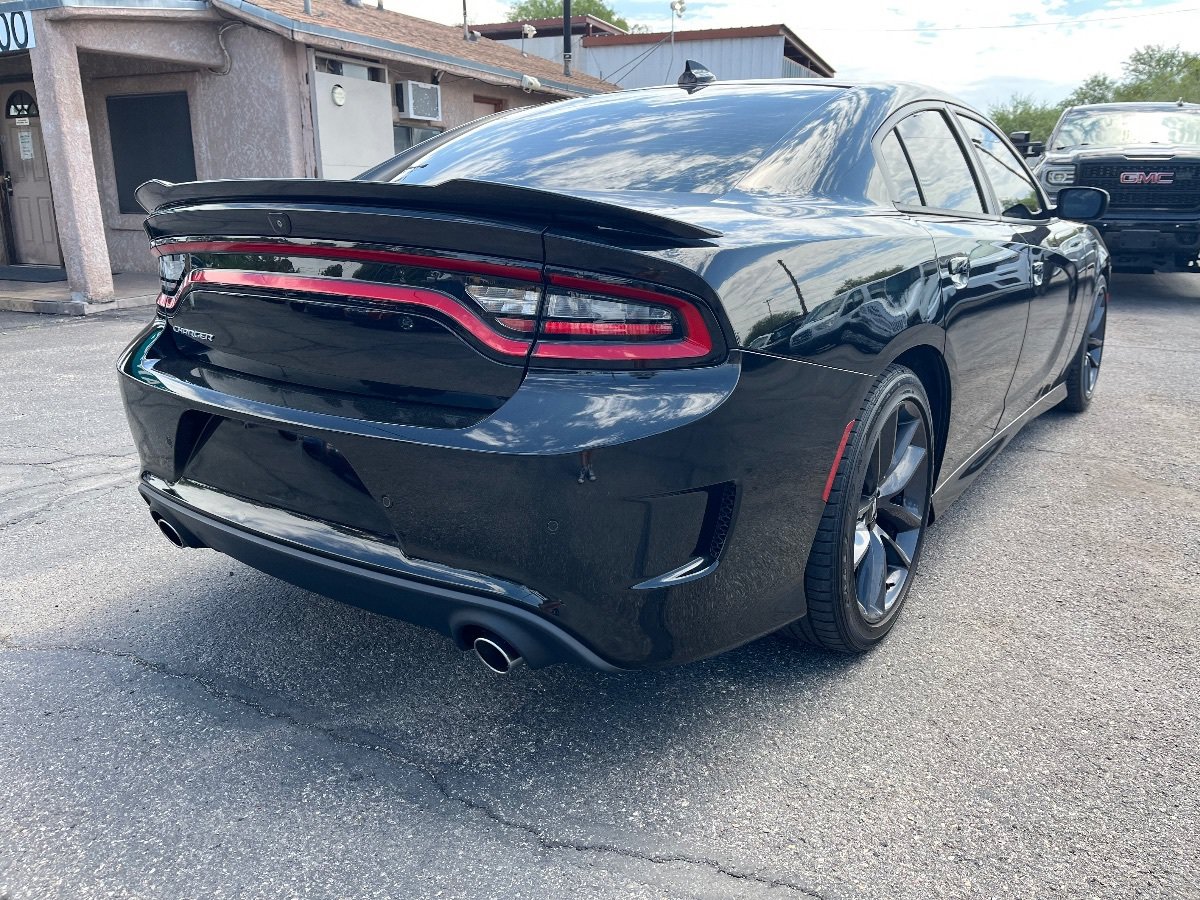 Used 2019 Dodge Charger GT w/ Performance Handling Group RWD image 5