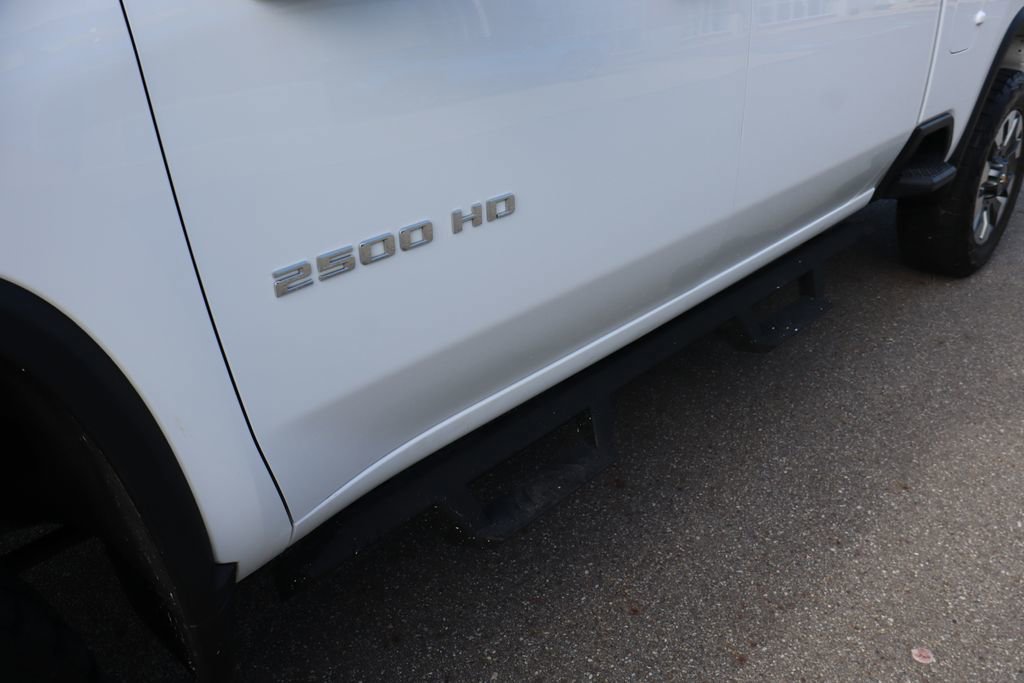 Used 2022 Chevrolet Silverado 2500 Custom w/ Custom Value Package image 10