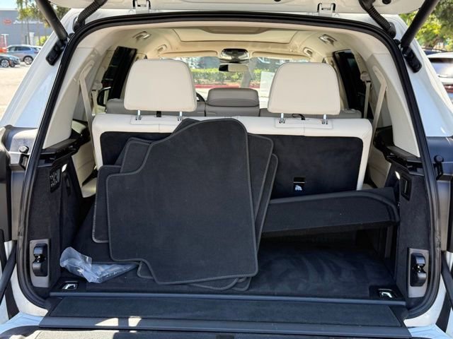 Certified 2024 BMW X7 xDrive40i image 16