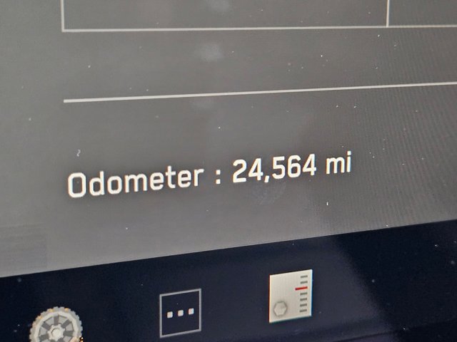 Used 2024 Tesla Cybertruck AWD Crew Cab image 9