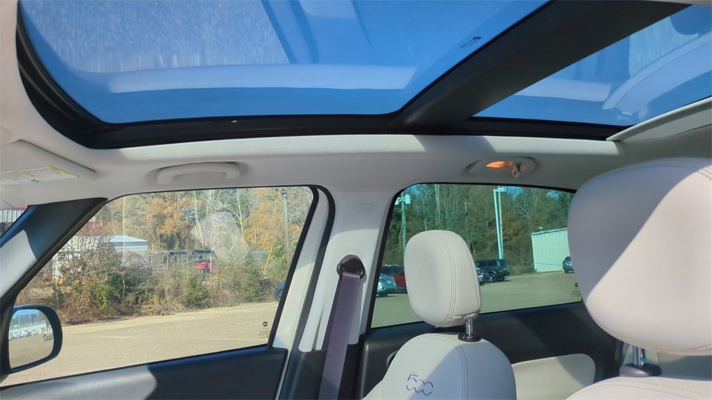 Used 2018 FIAT 500L Lounge image 12