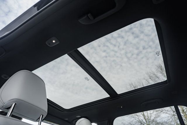 New 2026 Jeep Cherokee Overland image 43