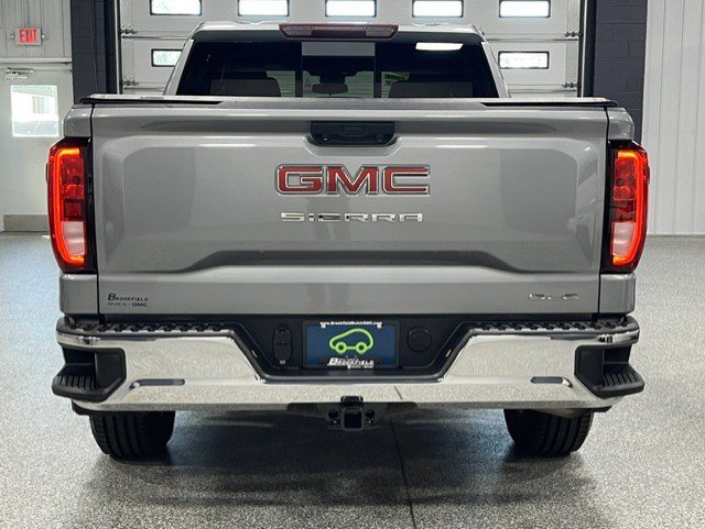 Certified 2023 GMC Sierra 1500 SLE w/ Preferred Package AWD/4WD image 5