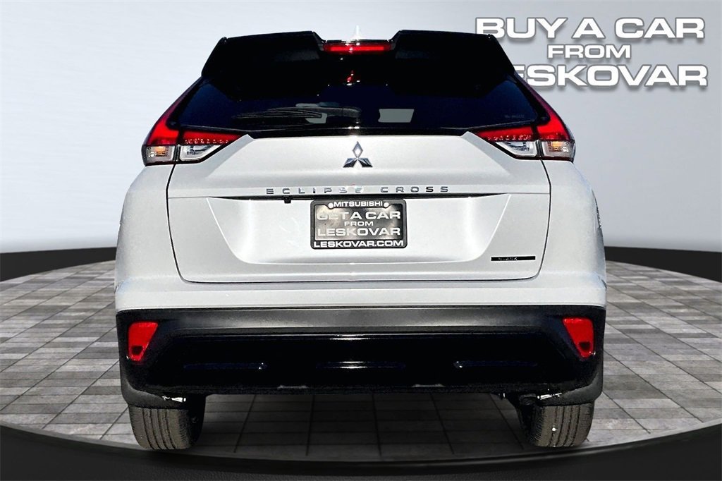 New 2026 Mitsubishi Eclipse Cross Black Edition image 4