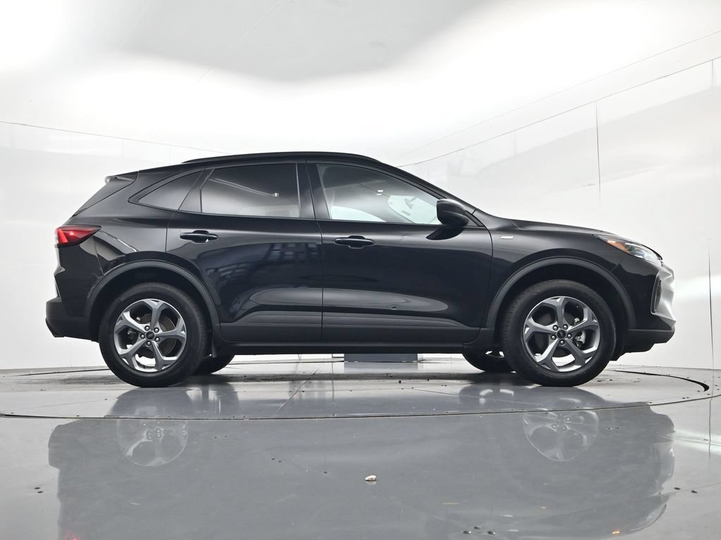 Used 2025 Ford Escape ST-Line AWD/4WD image 44