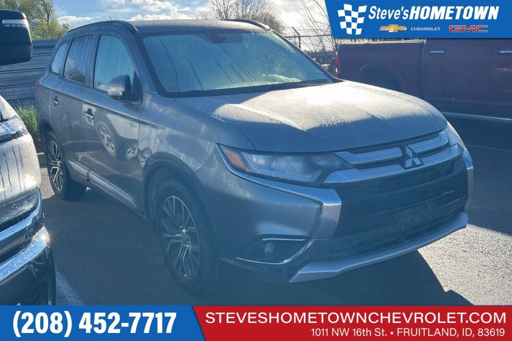 Used 2016 Mitsubishi Outlander SEL FWD image 1
