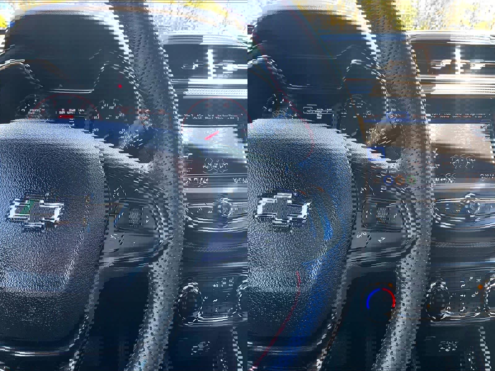 Used 2023 Chevrolet TrailBlazer RS AWD/4WD image 18