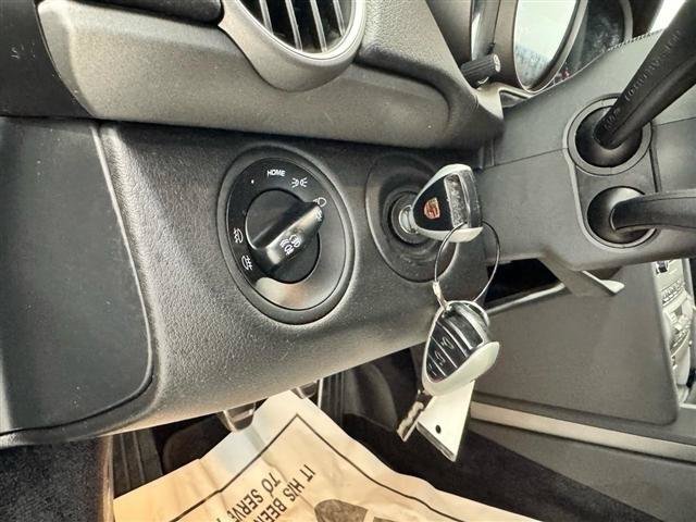 Used 2005 Porsche Boxster RWD image 49