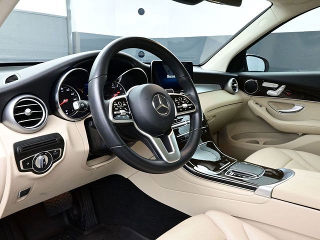 Used 2022 Mercedes-Benz GLC 300 image 4