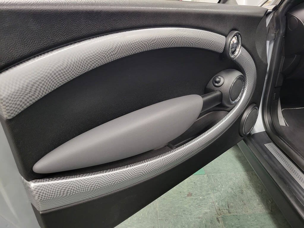 Used 2010 MINI Cooper S FWD image 25