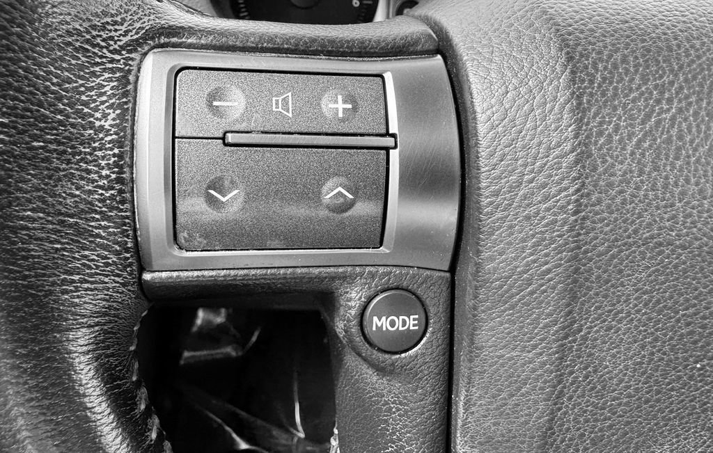 Used 2017 Lexus GX 460 w/ Navigation Package AWD/4WD image 19