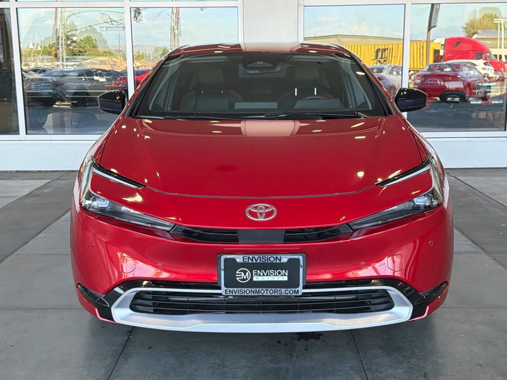 Certified 2026 Toyota Prius Plug-In Hybrid FWD image 5