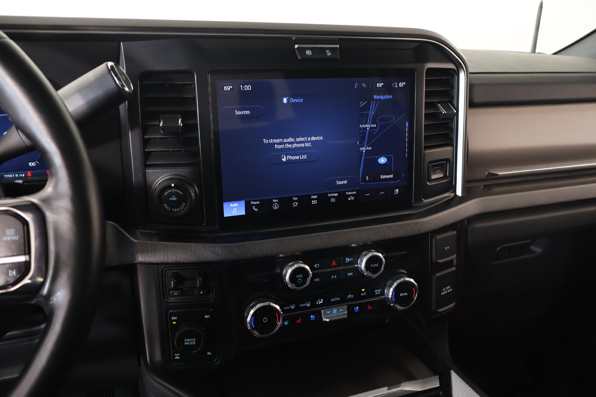 Used 2026 Ford F250 Platinum AWD/4WD image 5