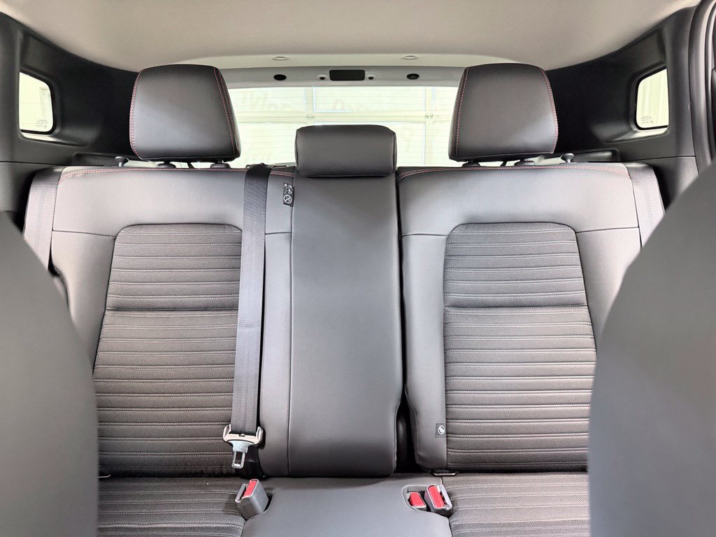 New 2027 Nissan Kicks SV w/ Rock Creek Edition AWD/4WD image 17