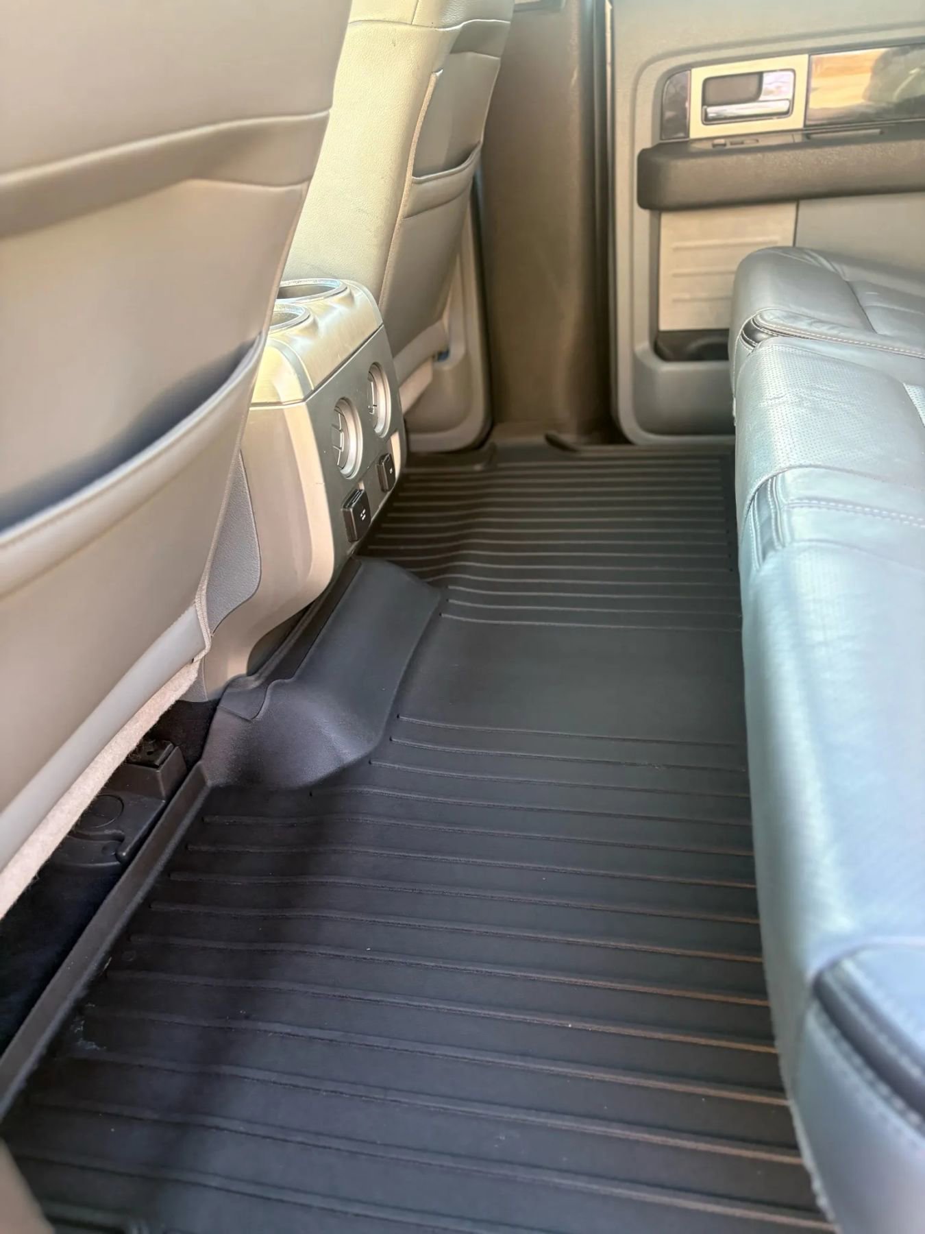 Used 2012 Ford F150 Platinum image 12