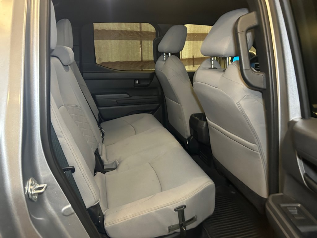 Certified 2025 Toyota Tacoma SR5 AWD/4WD image 17