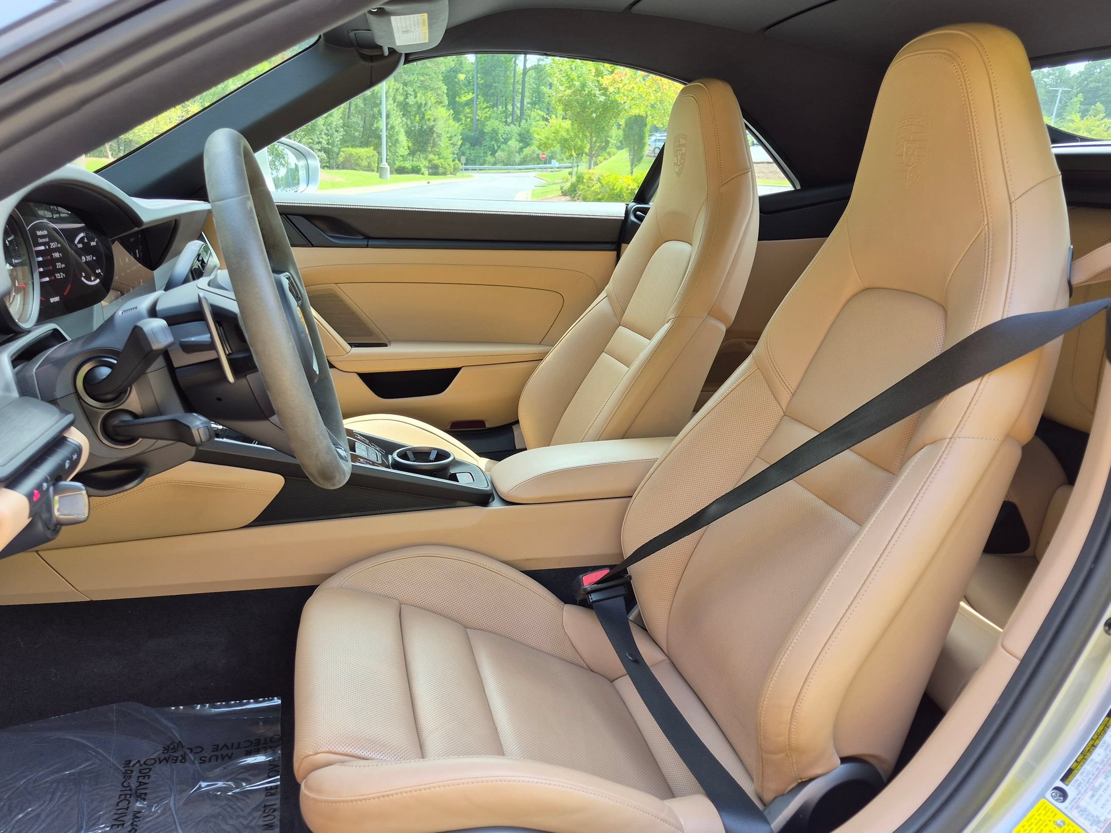 Certified 2023 Porsche 911 Carrera 4 GTS AWD/4WD image 5