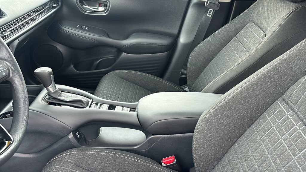 Certified 2026 Honda HR-V LX image 24