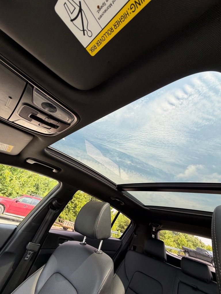 Used 2021 Kia Sportage S w/ S AWD Premium Package image 28