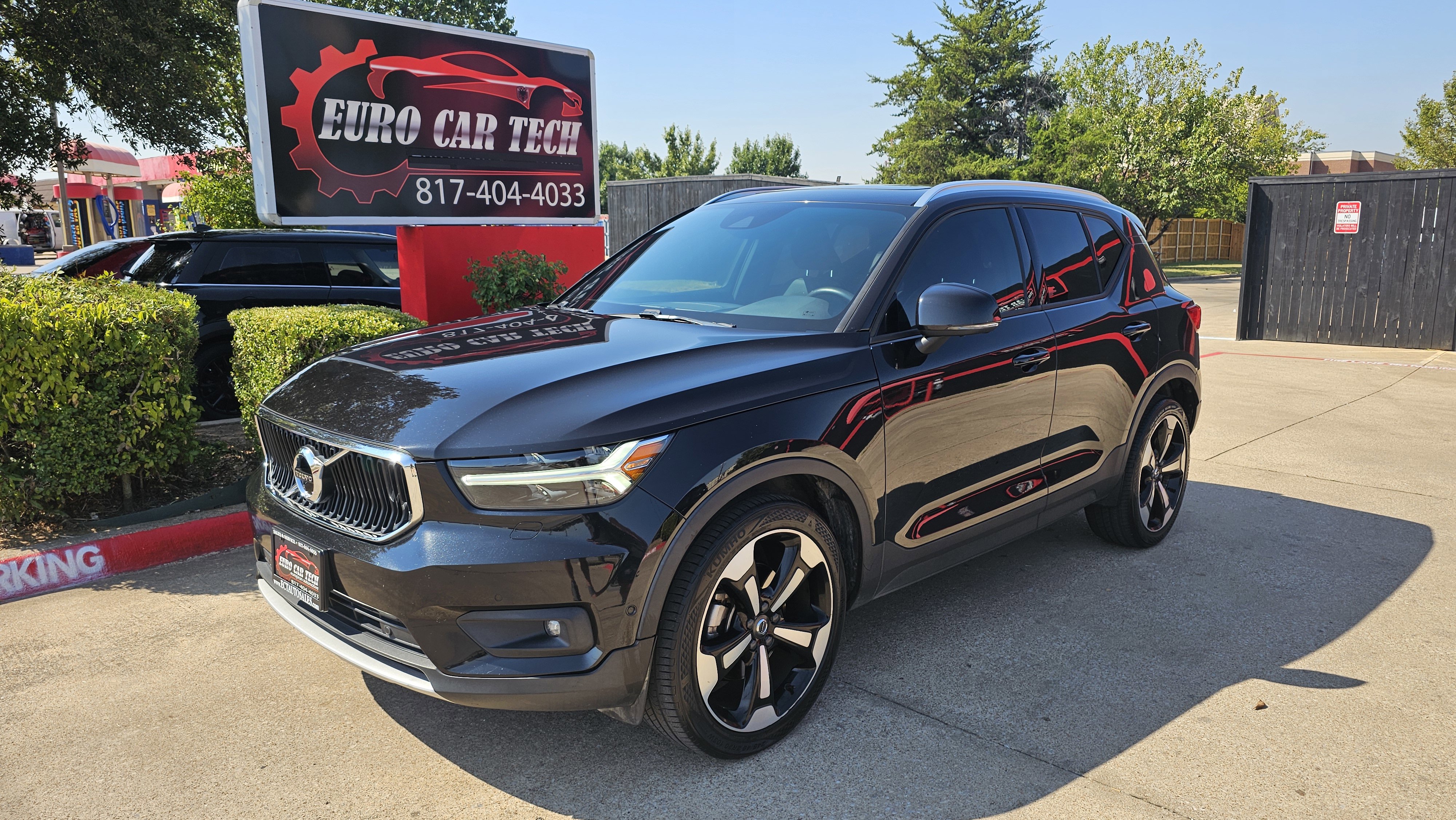 Used 2019 Volvo XC40 T5 Momentum
