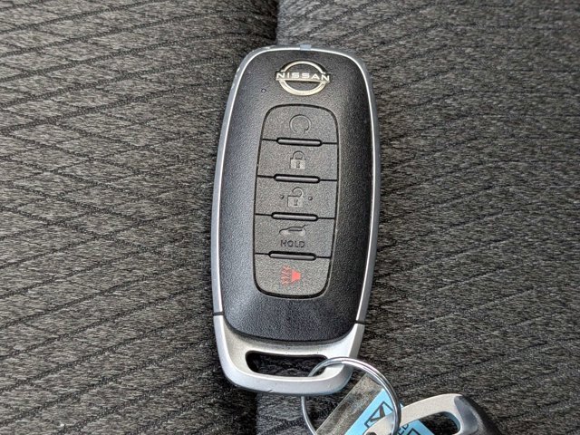 Certified 2024 Nissan Rogue SV image 32