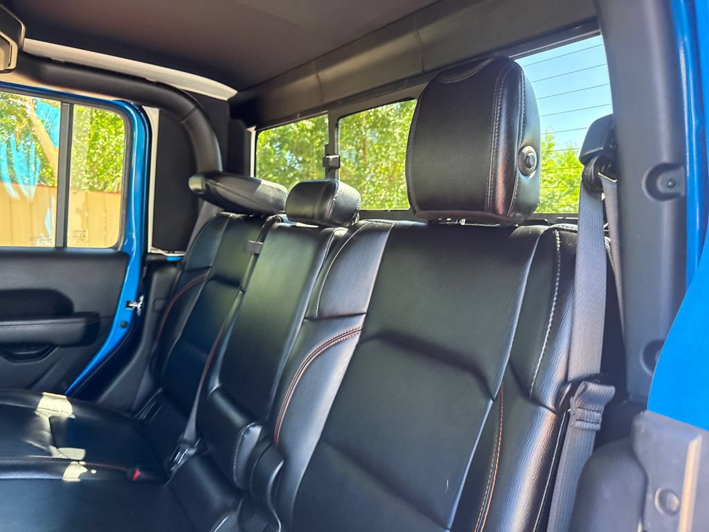 Used 2020 Jeep Gladiator Mojave AWD/4WD image 21