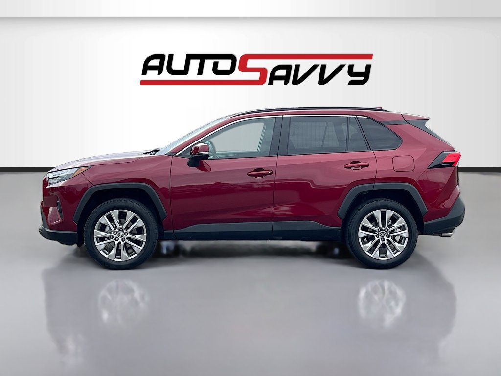 Used 2025 Toyota RAV4 XLE Premium w/ Weather Package AWD/4WD image 4