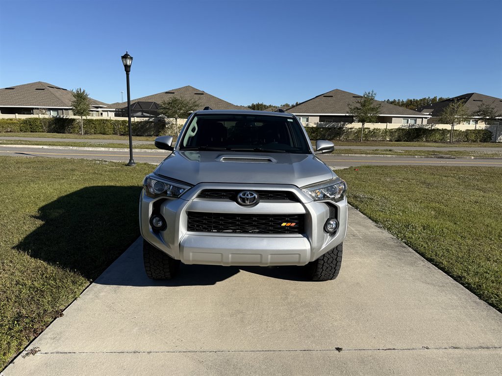 Used 2019 Toyota 4Runner TRD Off-Road Premium image 8