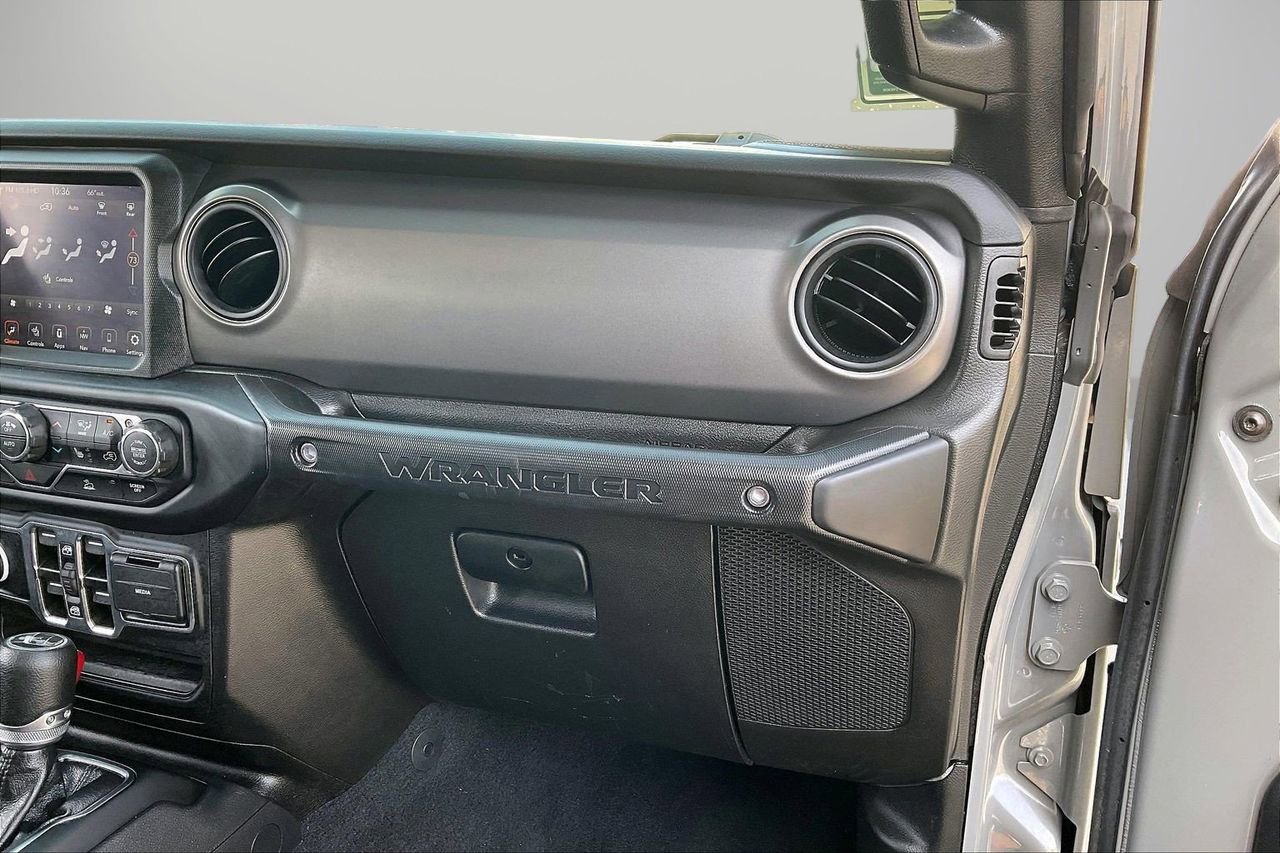 Certified 2023 Jeep Wrangler Willys image 21