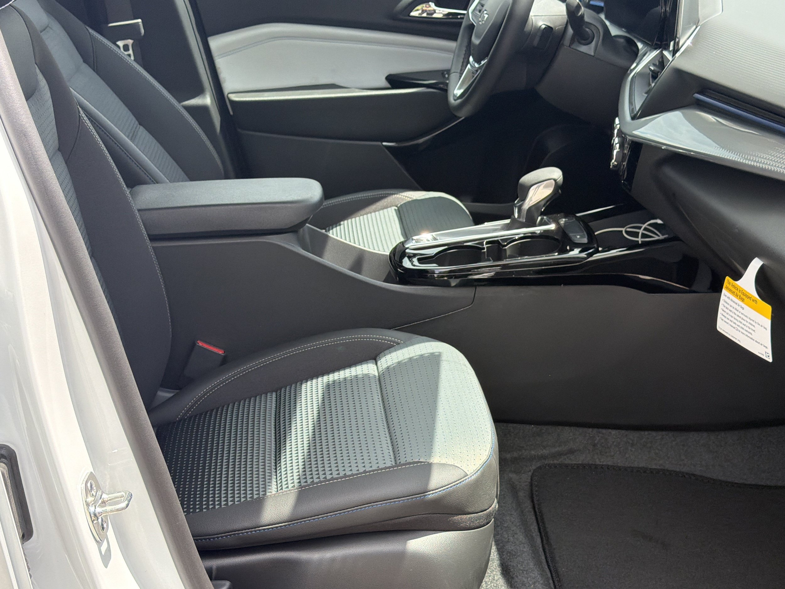 New 2026 Chevrolet Trax LT w/ Driver Confidence Package FWD image 11