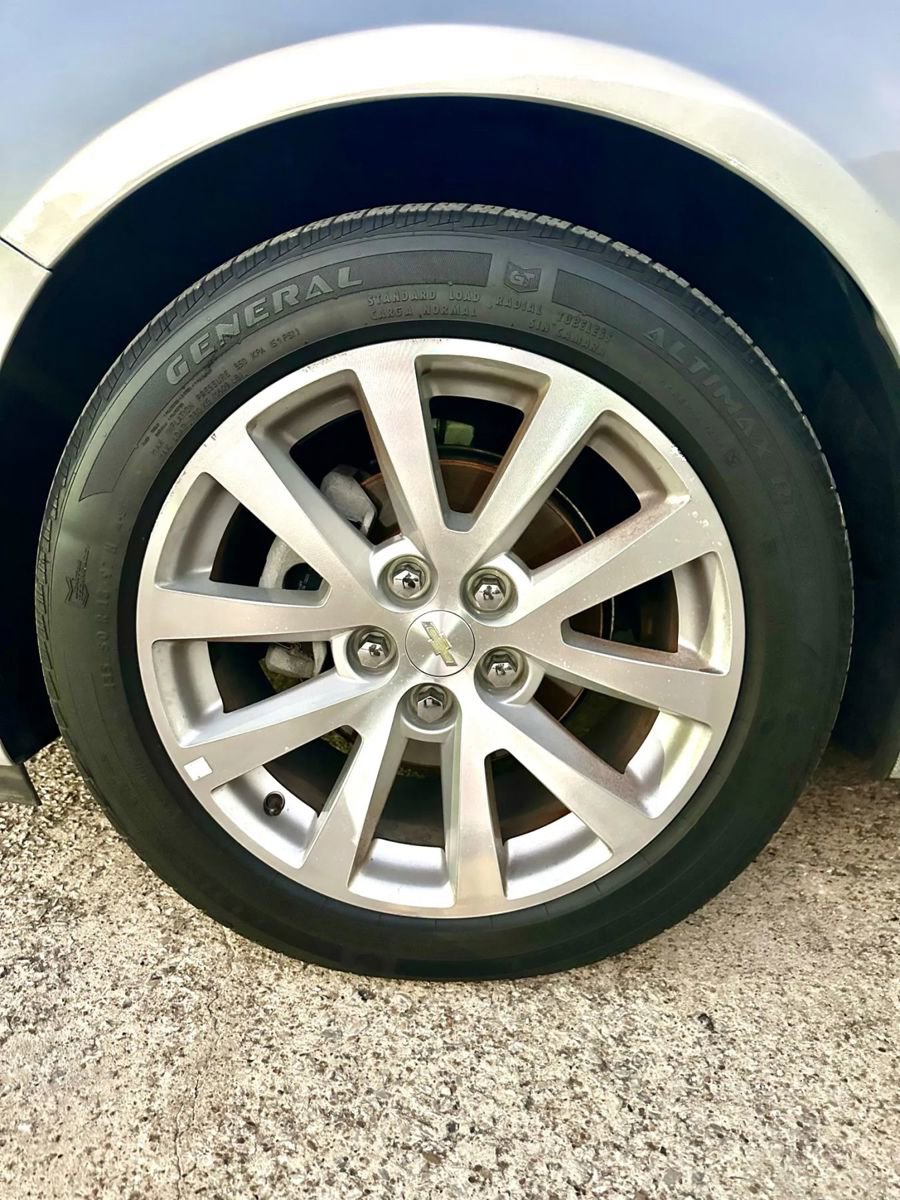 Used 2015 Chevrolet Malibu LTZ image 33